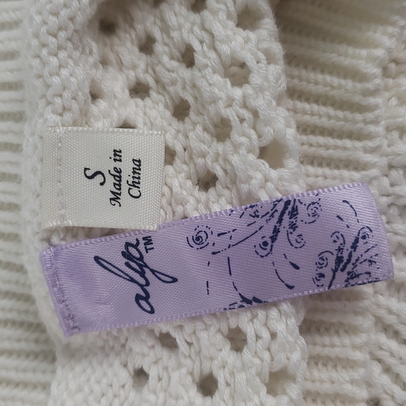 Francesca's Alya cream multi knit long sleeve cropped boxy sweater Size Small - Picture 6 of 8